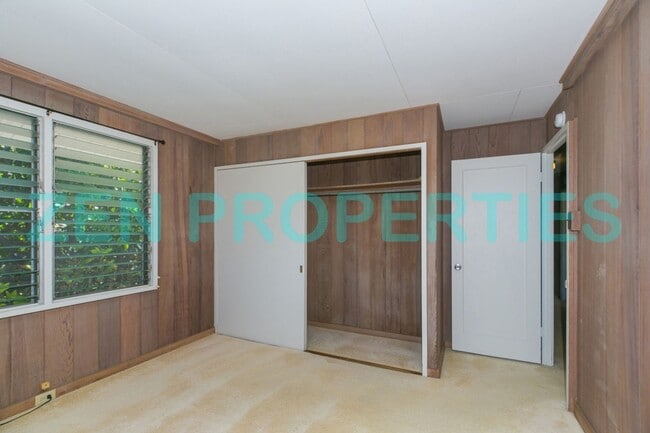 Building Photo - a 3 bdrm, 1 bath home for rent in Niu Valley