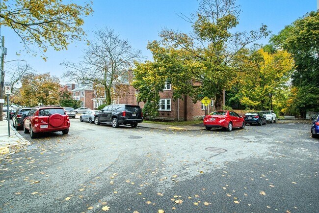 Building Photo - 3 Portina Rd