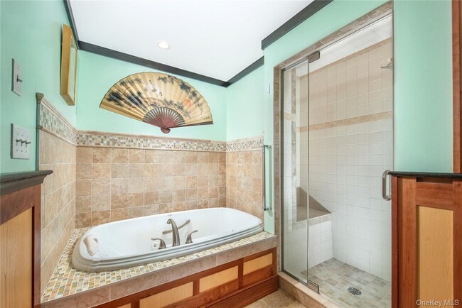 Building Photo - 6 White Ln