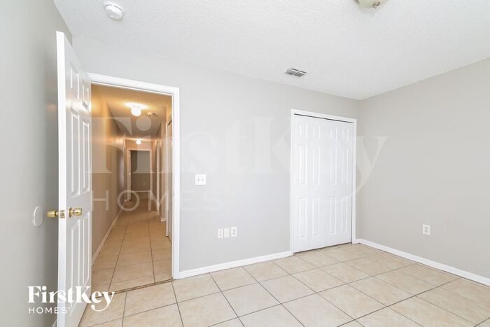 Building Photo - 468 Dove Dr