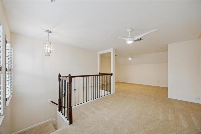 Building Photo - 1215 Campton Ct