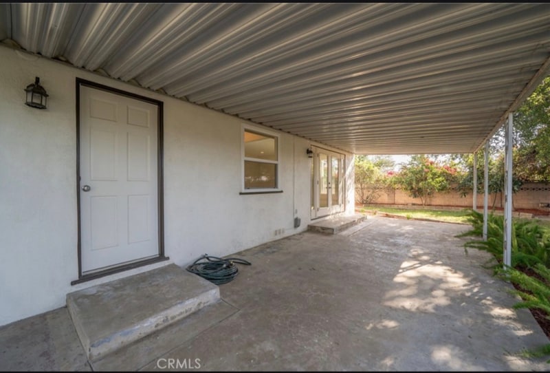 Building Photo - 523 Larkin Dr