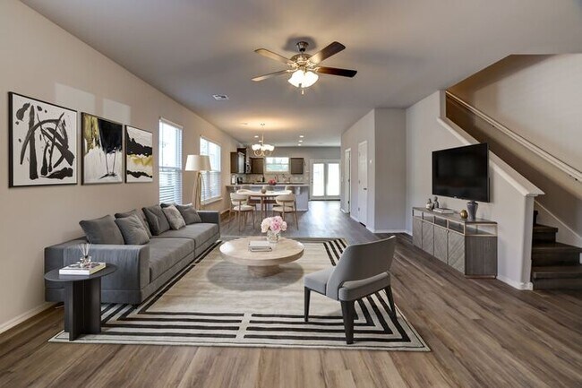 Building Photo - Brand New Luxury 4/2.5 Townhomes