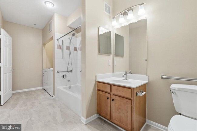 Building Photo - 13331 Connor Dr