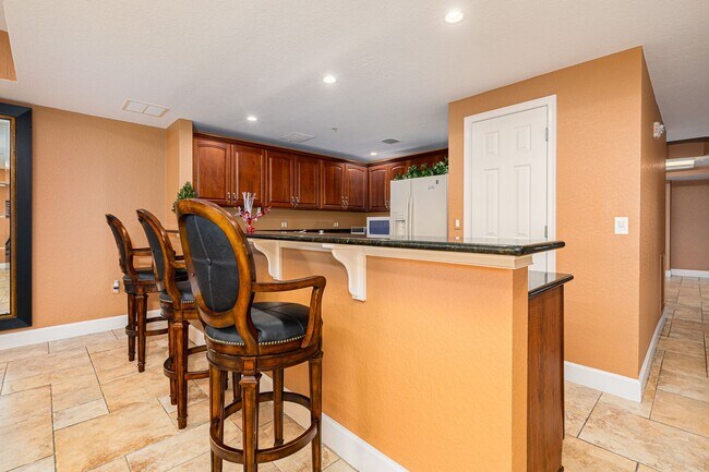 Building Photo - Furnished Daytona Beach Shores Condo