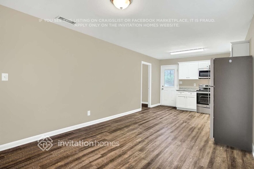 Building Photo - 6250 Allen Rd SE