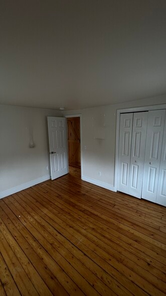 Building Photo - 44 E Bowery St