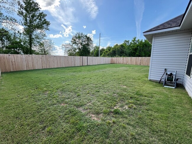 Building Photo - THE COVE AT VILLAGGIO NEAR BAFB