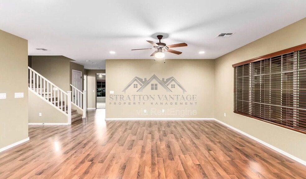 Building Photo - 2873 E Binner Dr