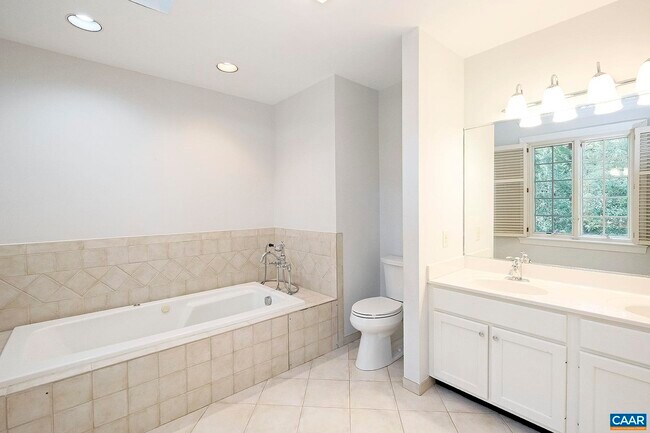 Building Photo - 2952 Cove Trce