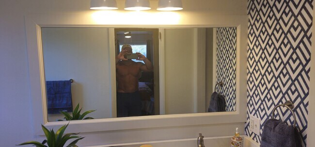 Building Photo - $6,000 Per Month FULLY FURNISHED - SATELLITE BEACH FL- MINUTES TO BEACH