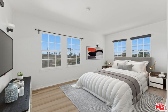 Building Photo - 1335 Redondo Blvd