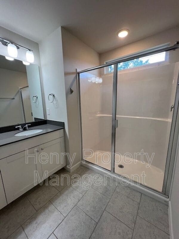 Building Photo - 775 Amarra Dr