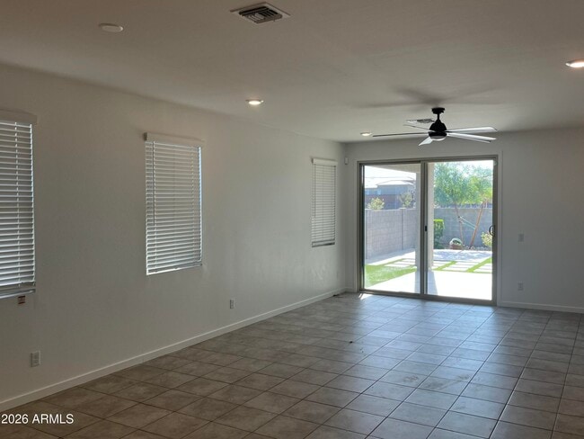 Building Photo - 19915 W Badgett Ln