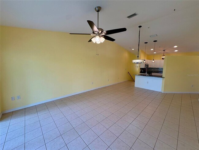 Building Photo - 6421 Bay Cedar Ln