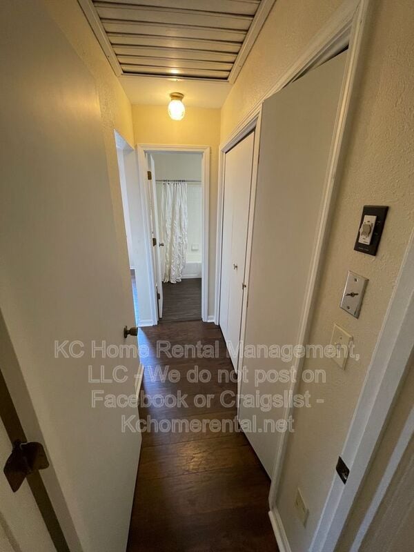 Building Photo - 209 Woodbridge Ln