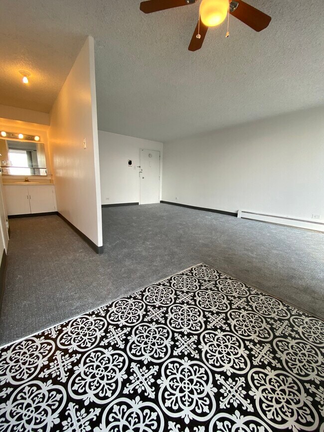 Building Photo - 4800 Hale Parkway, Unit 610 N