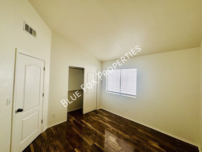 Building Photo - 4307 W Bunk House Rd