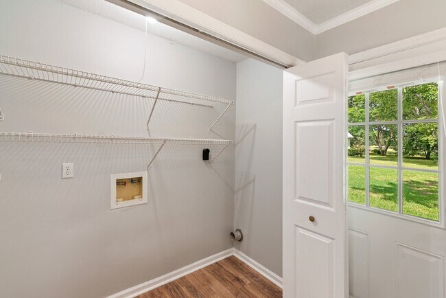 Building Photo - 4410 Goshen Lake Dr S