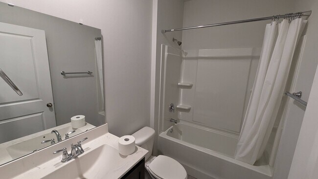 1st Bathroom - 280 Forestbrook Cove Cir