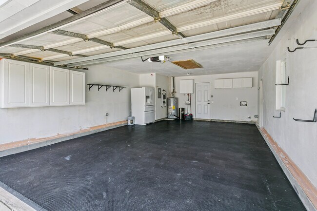 Building Photo - 470 Brian Cir