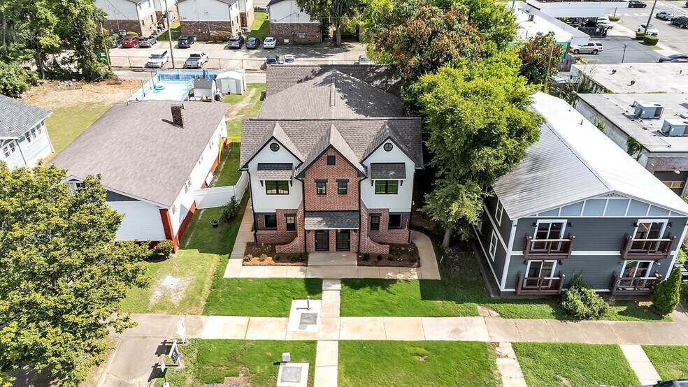 Building Photo - 4115 4th Ave S