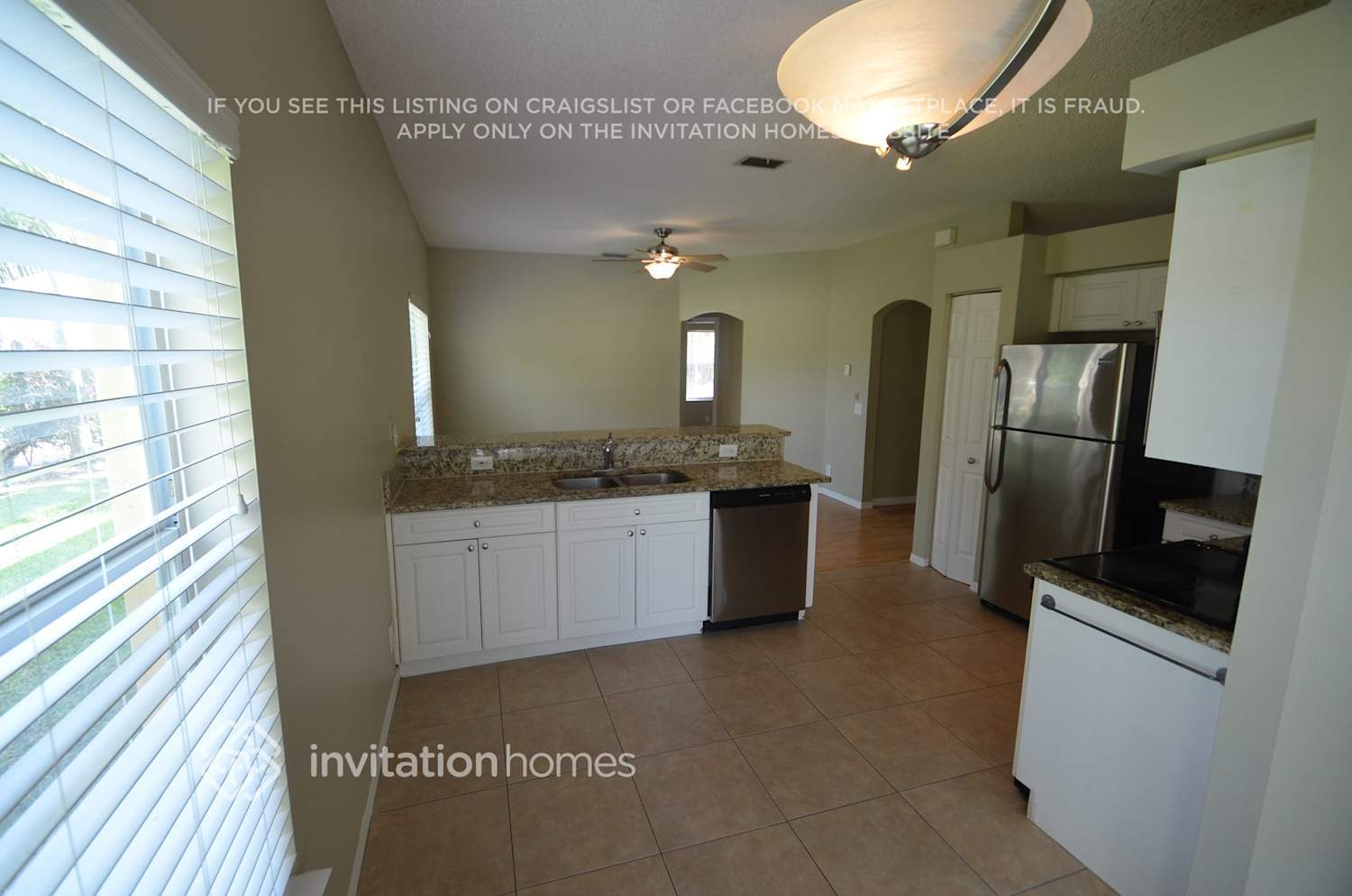 Building Photo - 6051 NW 41st Dr