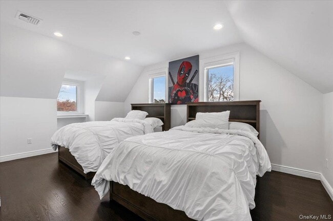 Building Photo - 19 W Tiana Rd