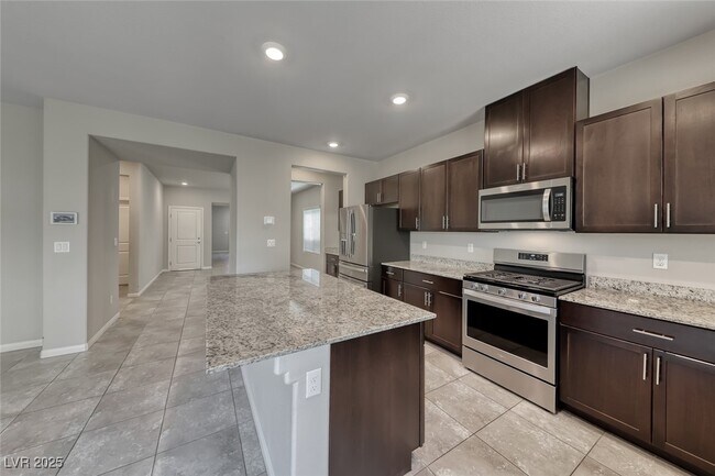 Building Photo - 4024 Floating Fern Ave