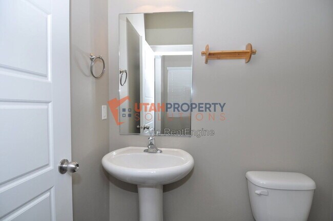 Building Photo - 7614 San Savino Way