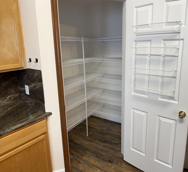 Building Photo - 2991 E 1610 S