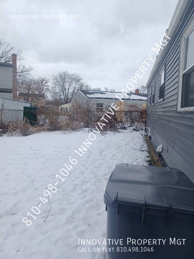 Building Photo - 5501 Western Rd