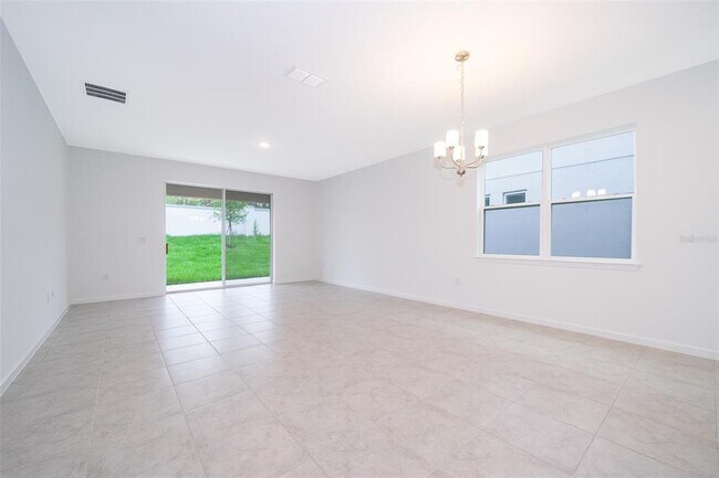 Building Photo - 4446 Davos Dr