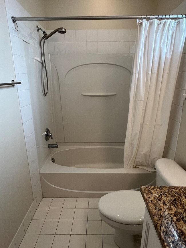 Building Photo - 1506 Fenton Dr