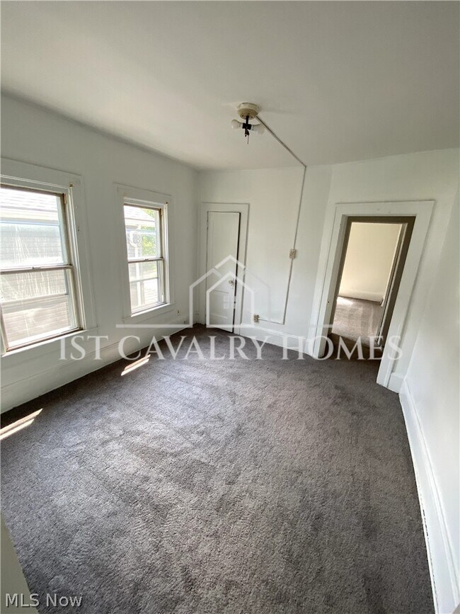 Building Photo - 1383 Curtis St