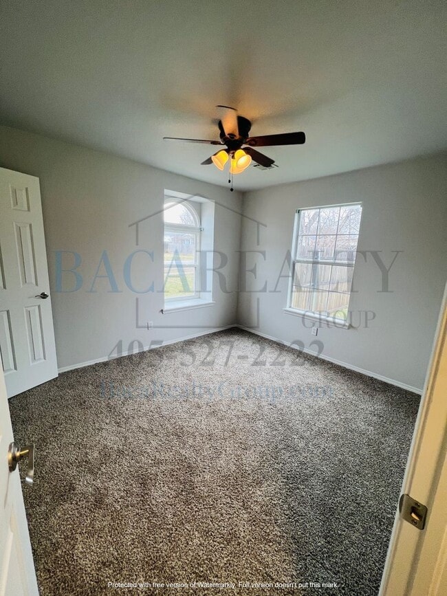 Building Photo - 3br 2ba home in the Shadowlake Subdivision!!