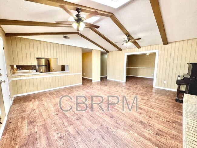 Building Photo - 5434 31st St