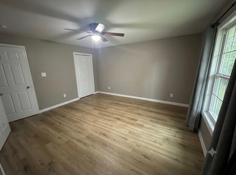 Bedroom 2 - 297 Hemlock Subdivision Rd