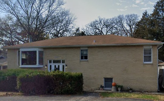 Primary Photo - 728 N Lakeview Dr