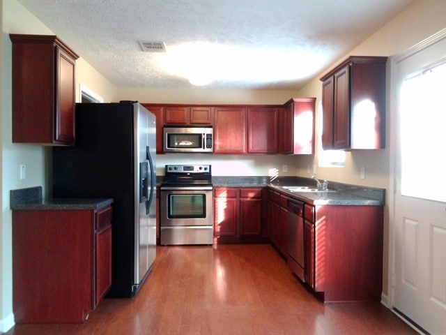 Building Photo - 3404 Boxelder Way