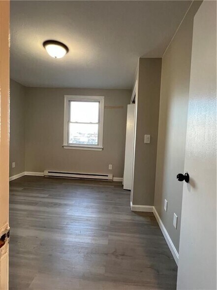 Building Photo - 42 Clark Ave