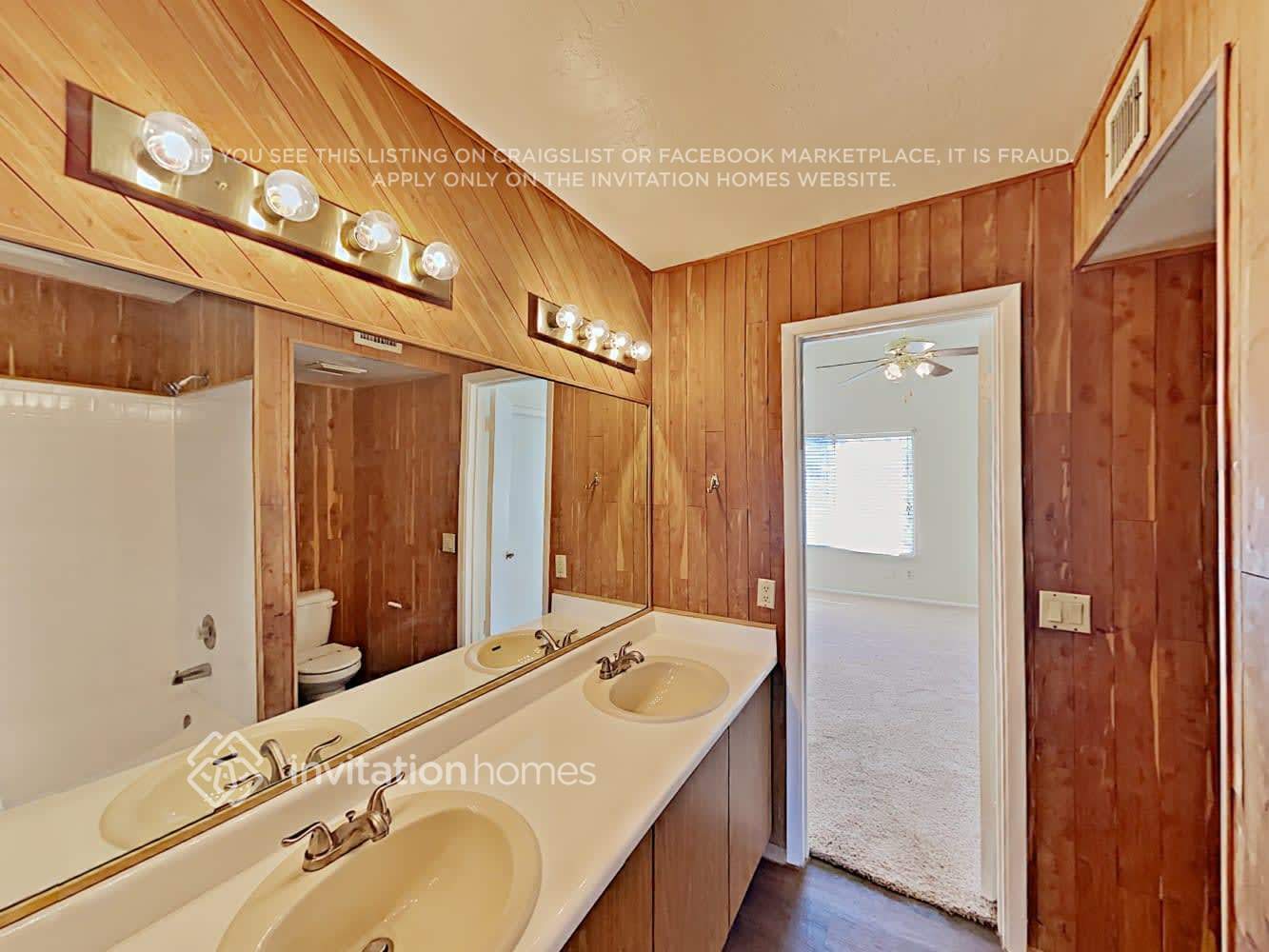 Building Photo - 1535 N Horne