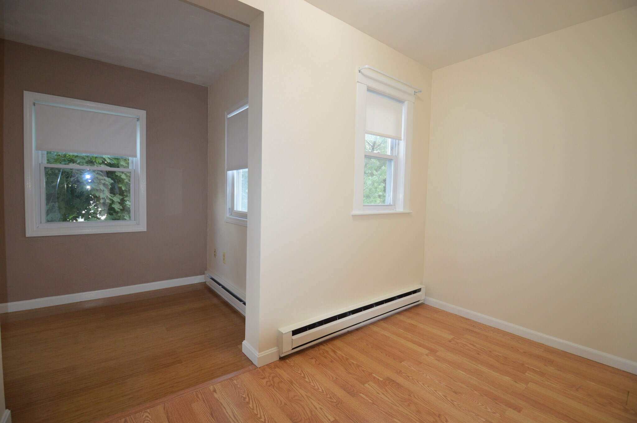 Building Photo - 39 Montfern Ave
