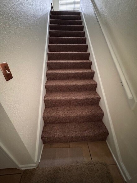 stair way to rec room - 31 Farestone Cv