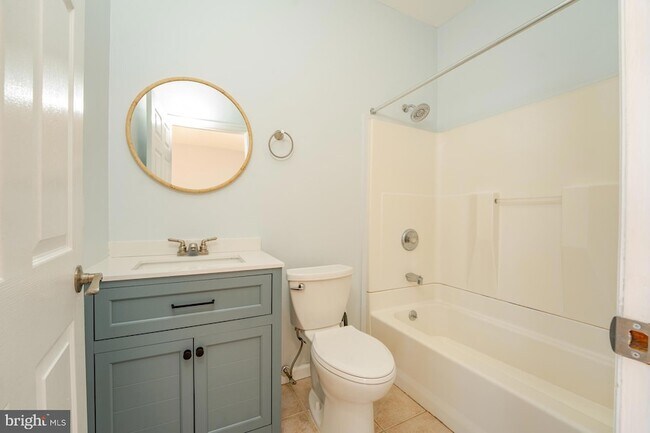 Building Photo - 222 S Rhode Island Ave