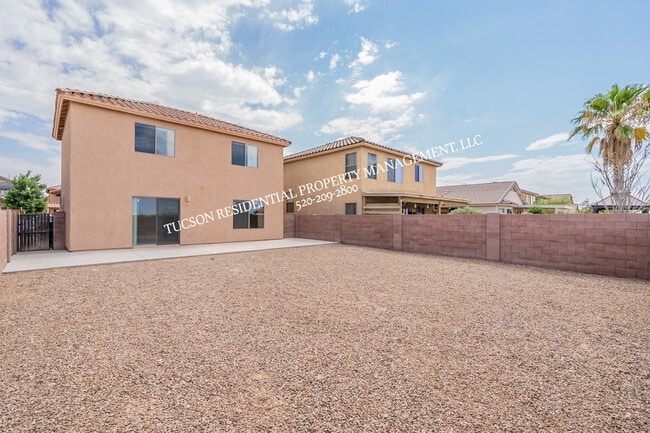 Building Photo - 4123 E Cameo Point Dr