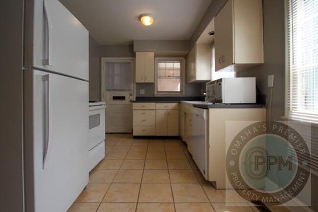 Building Photo - 125 N 38th St