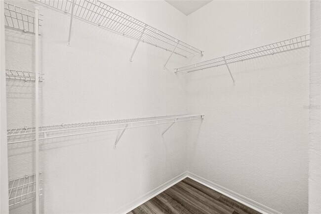 Building Photo - 5519 Legacy Crescent Pl