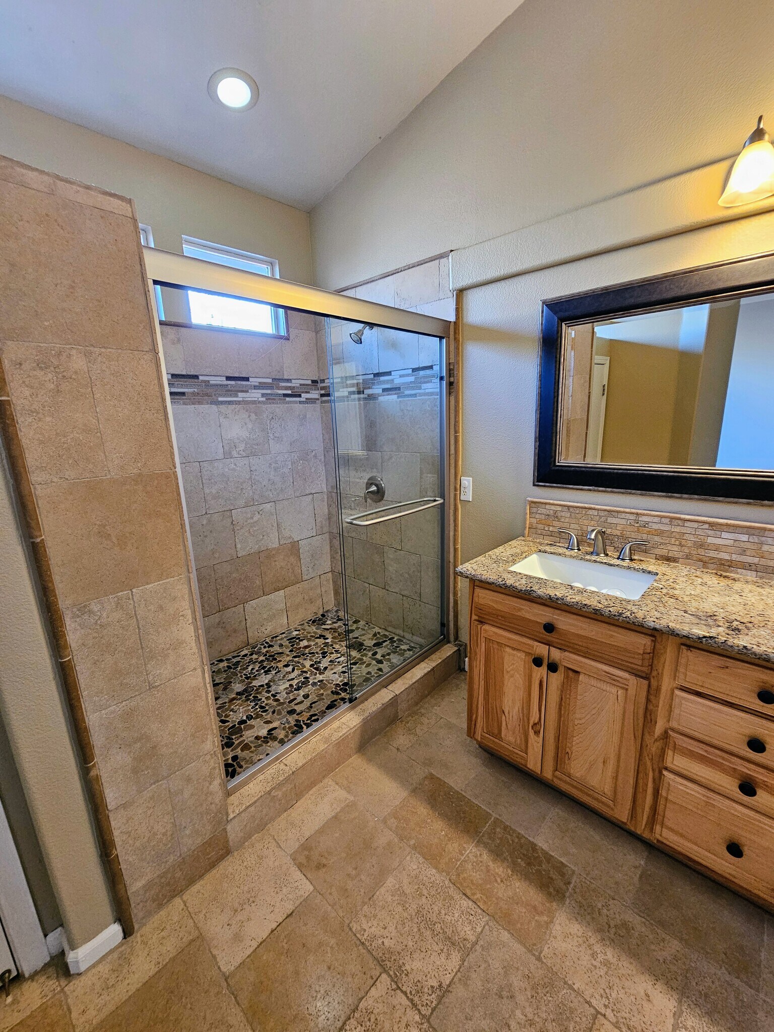 Building Photo - 8713 Spinner Ct