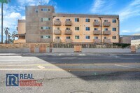 Building Photo - Westlake Park Square Apartments